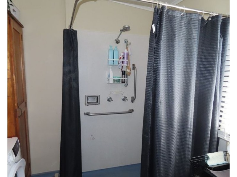 90 Sugarloaf Road, Stanthorpe QLD 4380