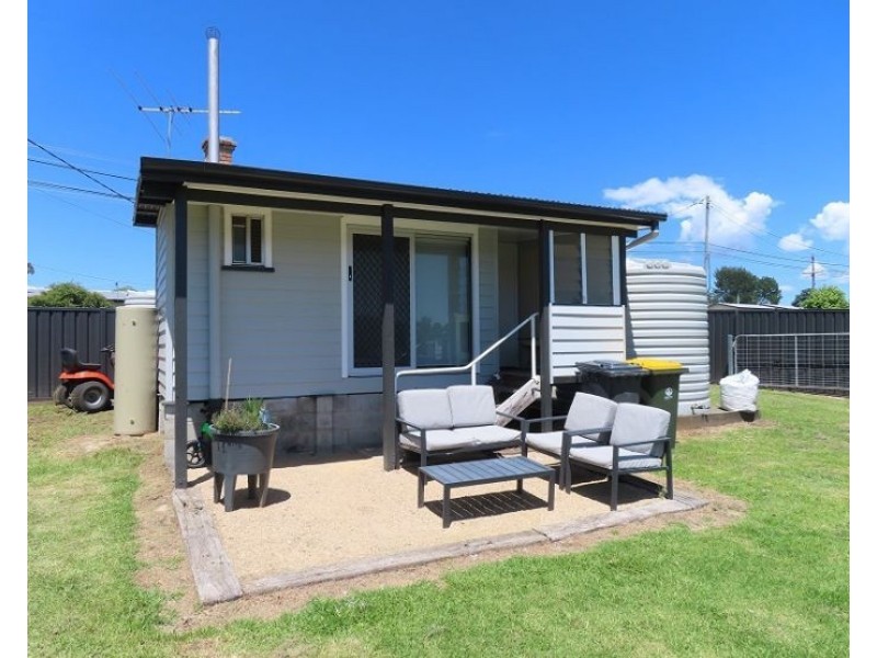 90 Sugarloaf Road, Stanthorpe QLD 4380