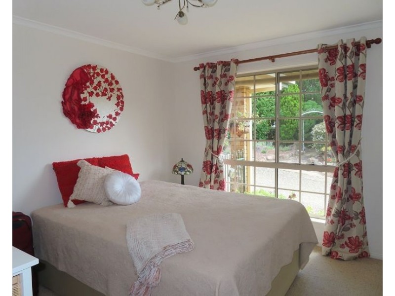 46 Sugarloaf Road, Stanthorpe QLD 4380