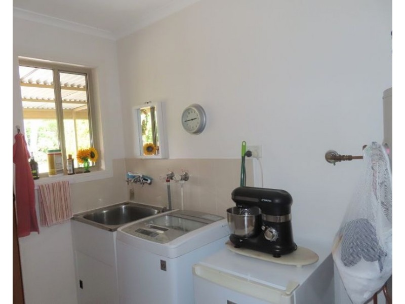 46 Sugarloaf Road, Stanthorpe QLD 4380