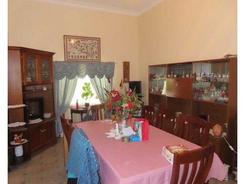 30 Lock Street, Stanthorpe QLD 4380