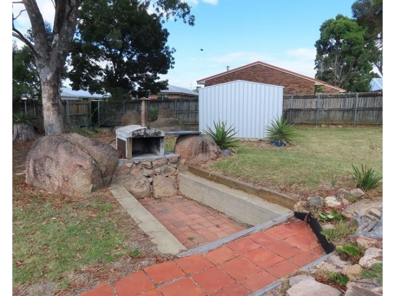 23 Britannia Street, Stanthorpe QLD 4380