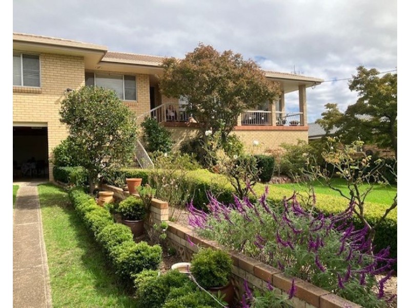 16 Smith Street, Stanthorpe QLD 4380