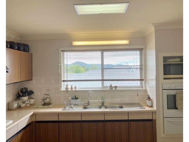 16 Smith Street, Stanthorpe QLD 4380