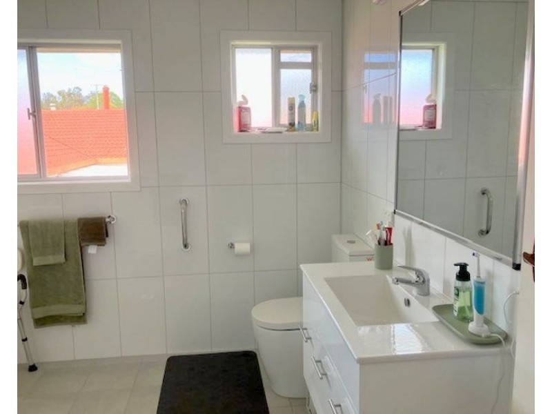 16 Smith Street, Stanthorpe QLD 4380