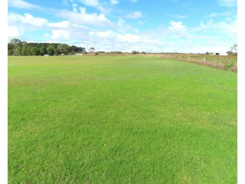 204 Thulimbah School Road, Cottonvale QLD 4375
