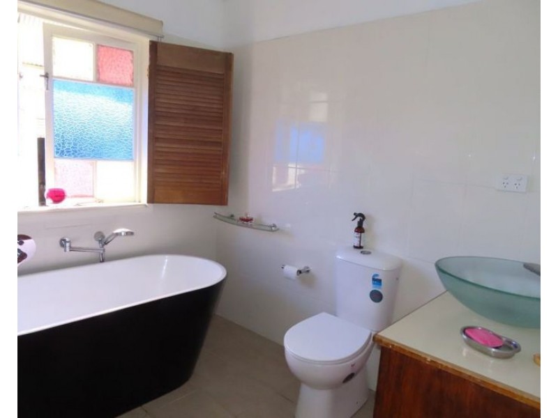 12 McCosker Drive, Dalveen QLD 4374