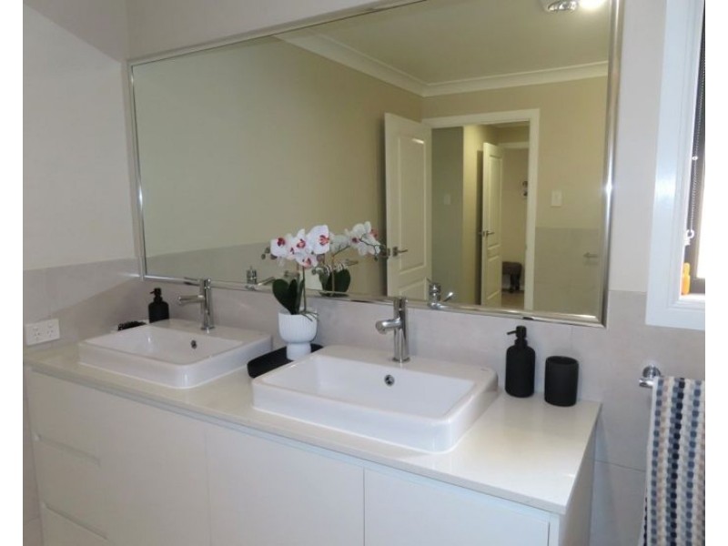 124A Folkestone Street, Stanthorpe QLD 4380