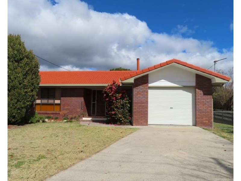 1 Pierpoint Street, Stanthorpe QLD 4380