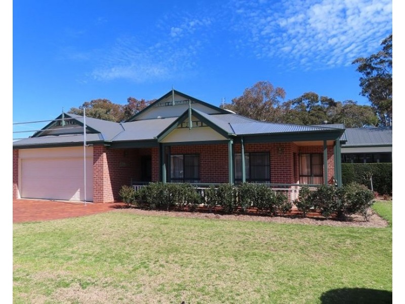 4-6 FairwayCrescent, Stanthorpe QLD 4380