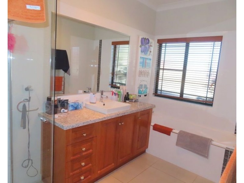 4-6 FairwayCrescent, Stanthorpe QLD 4380