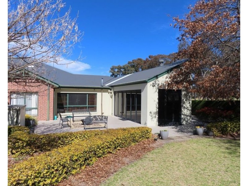 4-6 FairwayCrescent, Stanthorpe QLD 4380