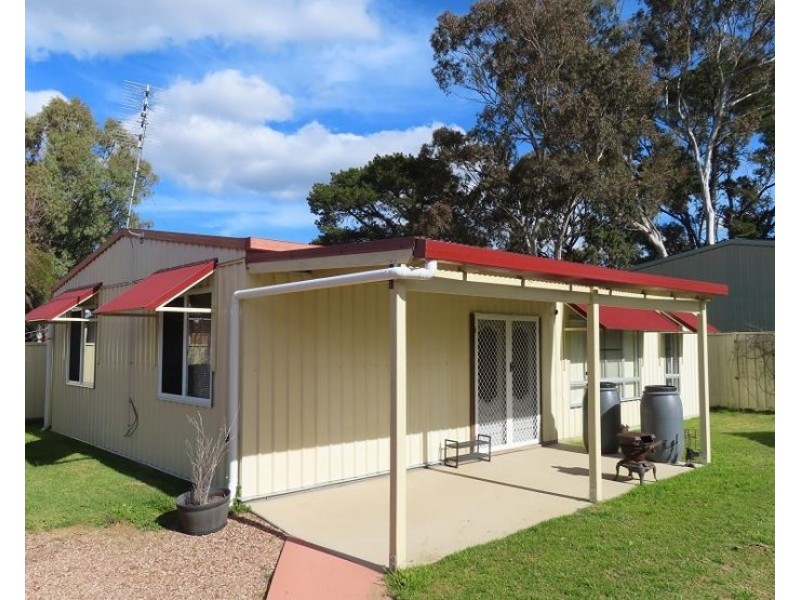 9 Catherine Street, Stanthorpe QLD 4380