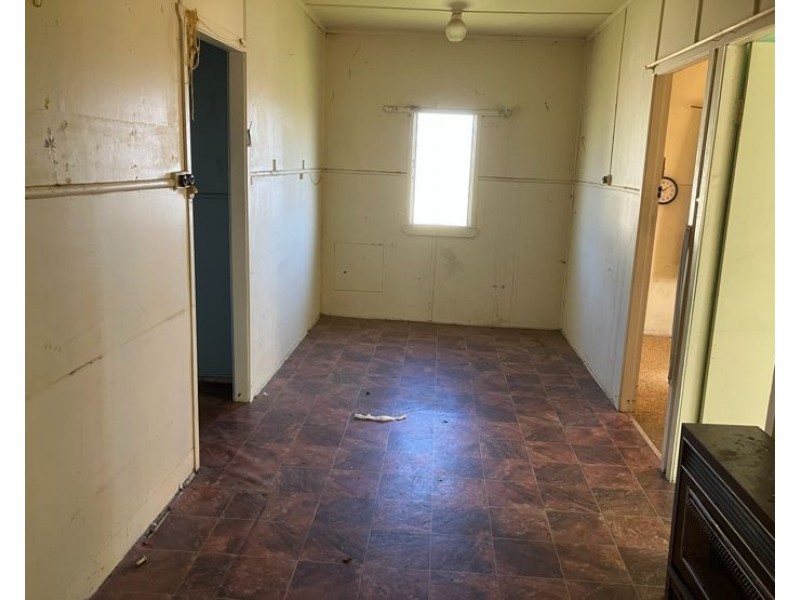 21 Leslie Parade, Stanthorpe QLD 4380