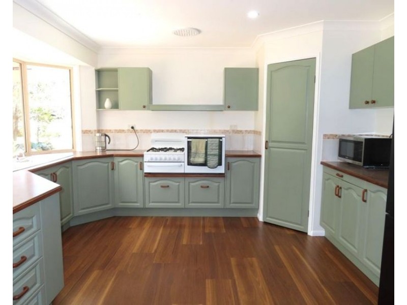 12 Plant Lane, Applethorpe QLD 4378
