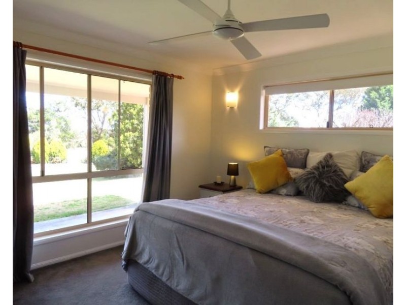 12 Plant Lane, Applethorpe QLD 4378