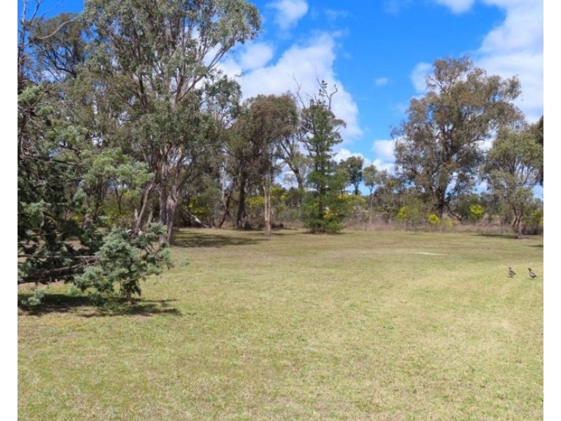 12 Plant Lane, Applethorpe QLD 4378