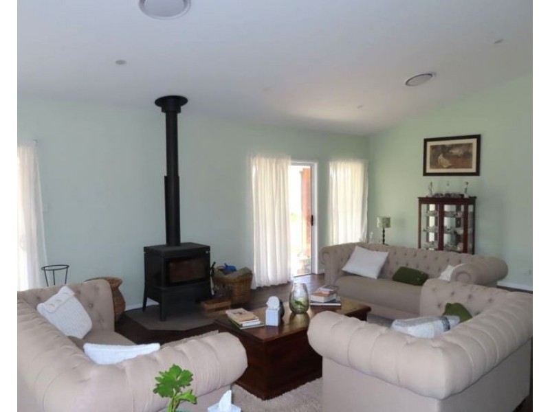 208 Thulimbah School Road, Cottonvale QLD 4375