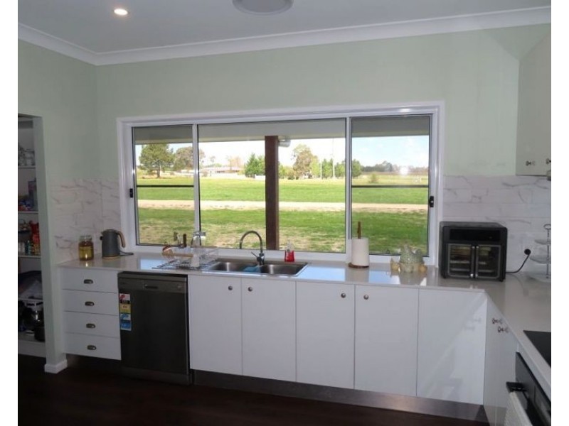 208 Thulimbah School Road, Cottonvale QLD 4375