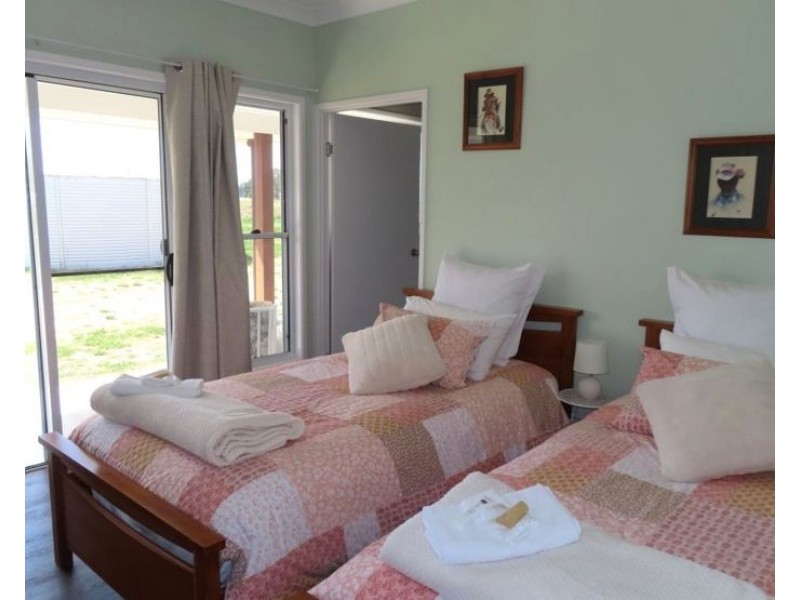 208 Thulimbah School Road, Cottonvale QLD 4375