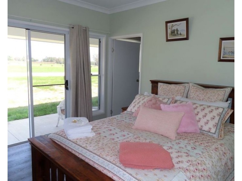 208 Thulimbah School Road, Cottonvale QLD 4375