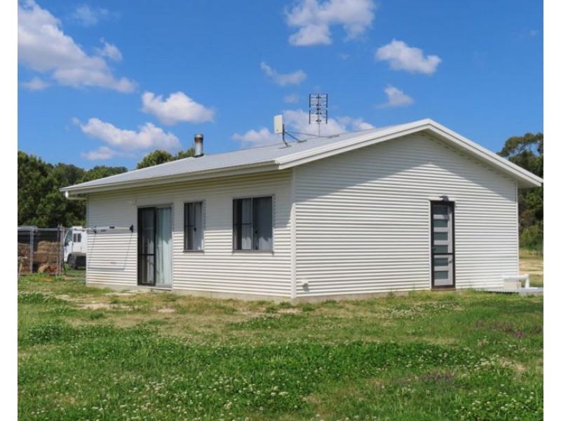 208 Thulimbah School Road, Cottonvale QLD 4375