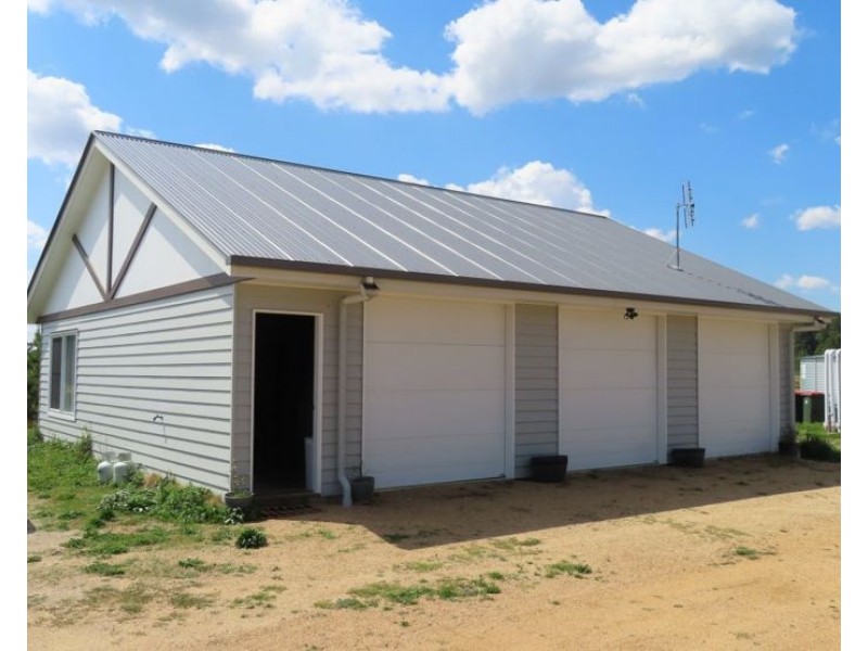 208 Thulimbah School Road, Cottonvale QLD 4375