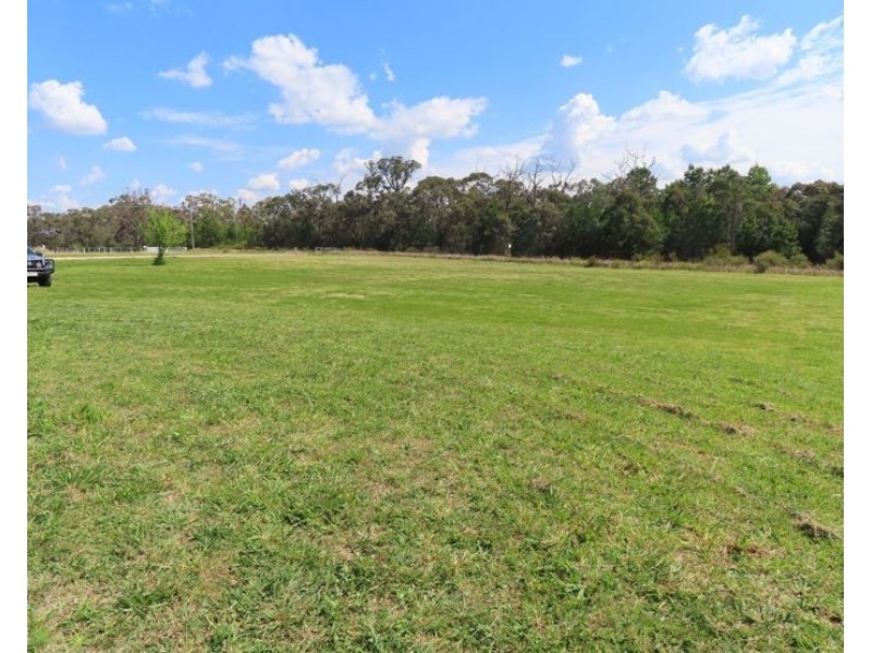 208 Thulimbah School Road, Cottonvale QLD 4375