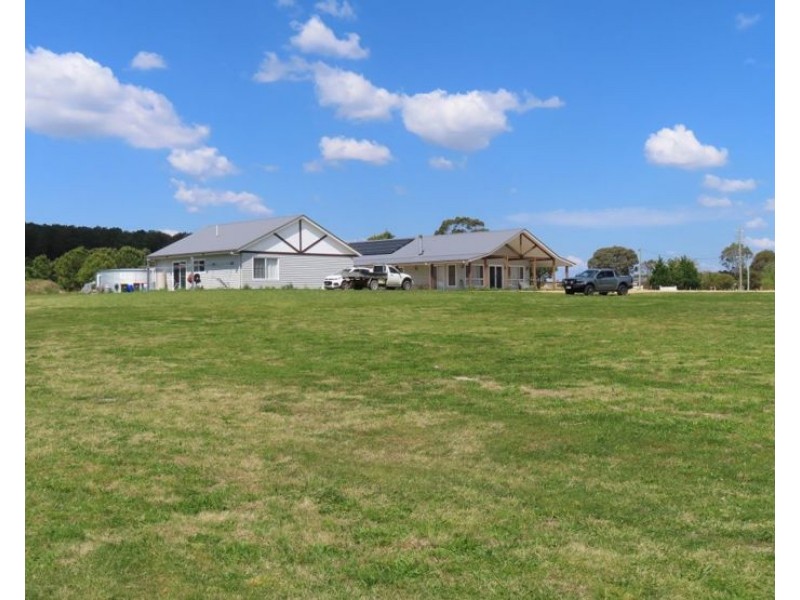 208 Thulimbah School Road, Cottonvale QLD 4375