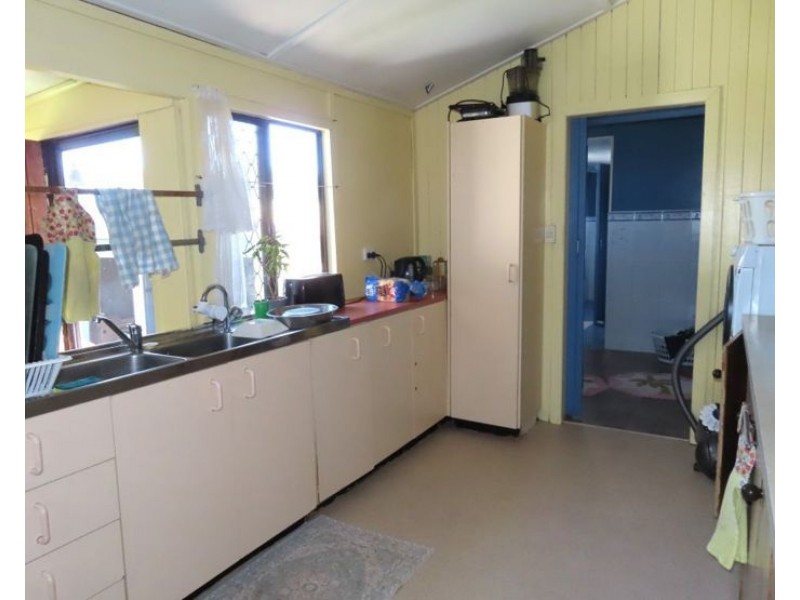 10 Munson Lane, Thulimbah QLD 4376