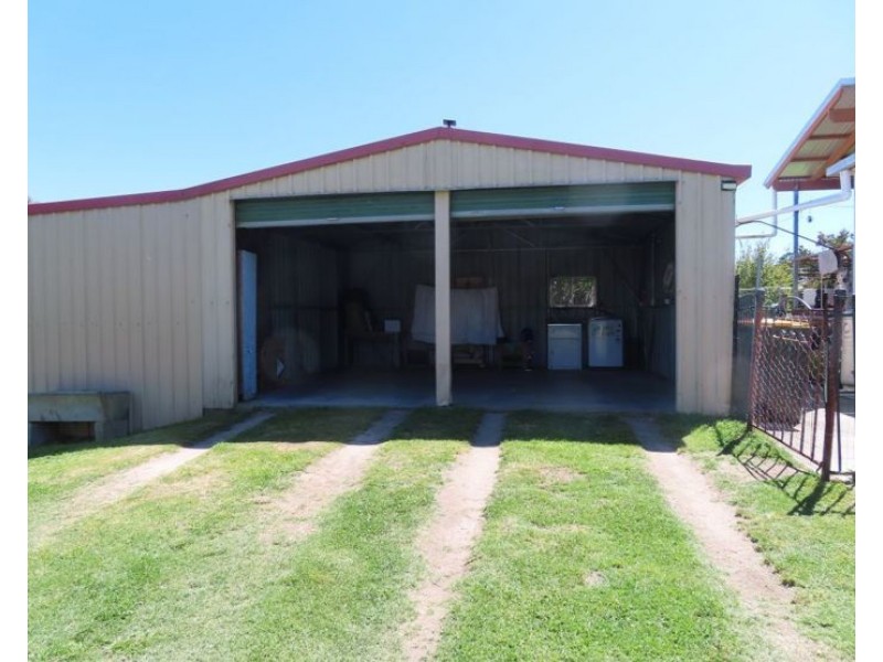 10 Munson Lane, Thulimbah QLD 4376