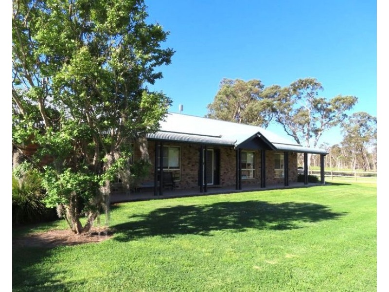 4 Curran Lane, Applethorpe QLD 4378