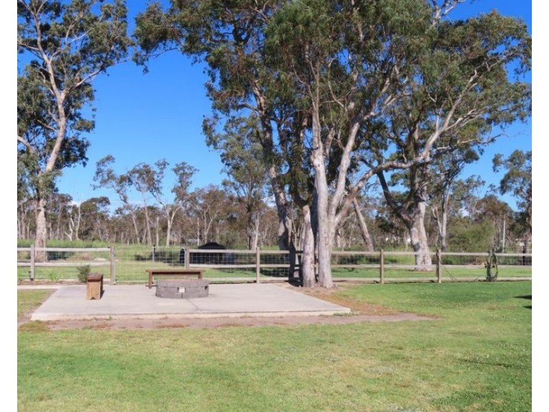 4 Curran Lane, Applethorpe QLD 4378