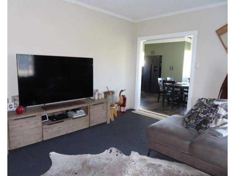 120 Pradella Road, Pozieres QLD 4352