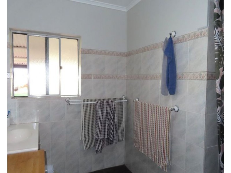120 Pradella Road, Pozieres QLD 4352