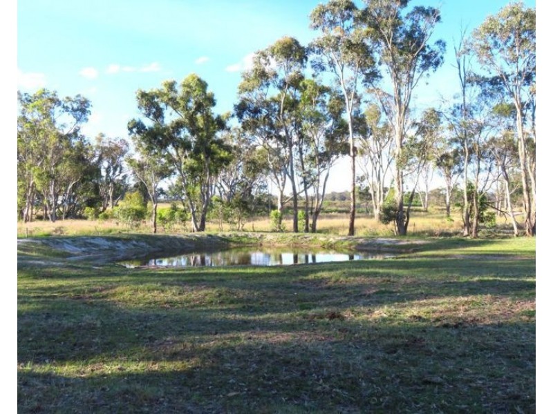 120 Pradella Road, Pozieres QLD 4352
