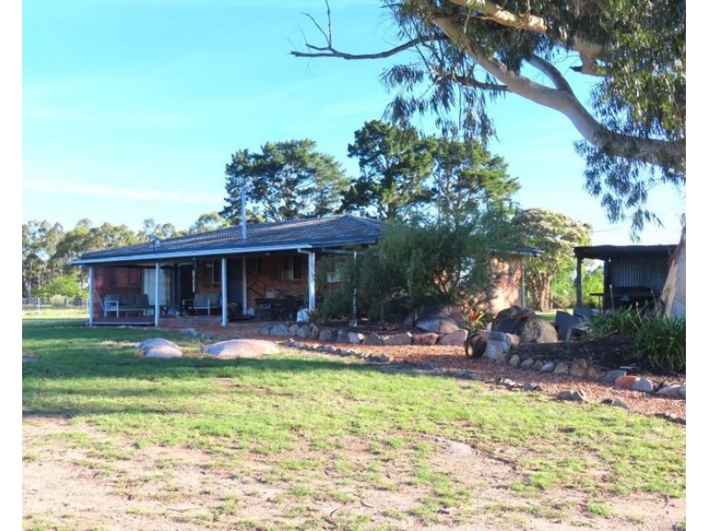 120 Pradella Road, Pozieres QLD 4352