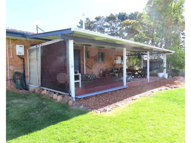 120 Pradella Road, Pozieres QLD 4352