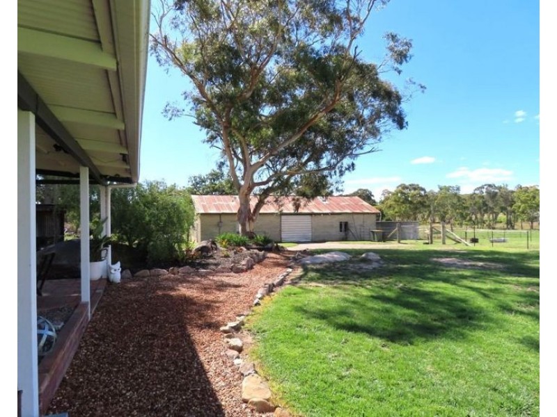 120 Pradella Road, Pozieres QLD 4352