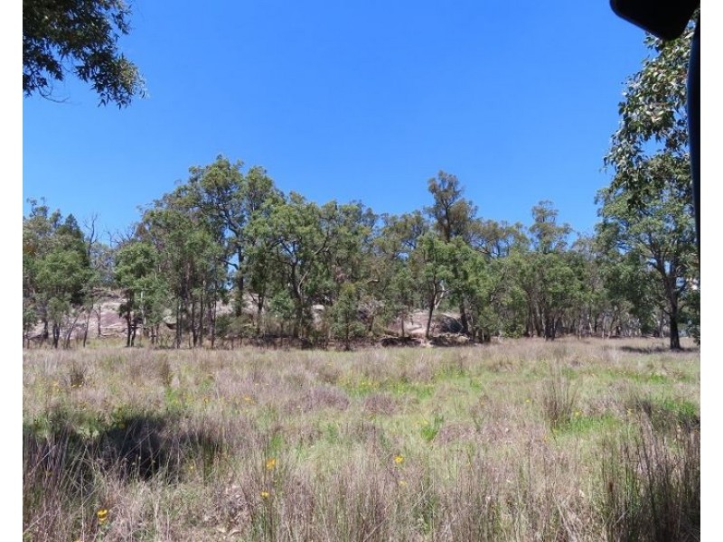 Bents Road, Ballandean QLD 4382