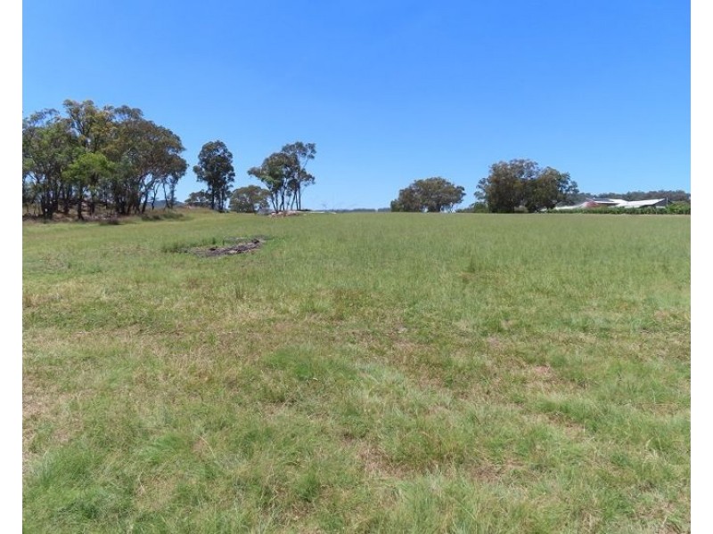 Bents Road, Ballandean QLD 4382