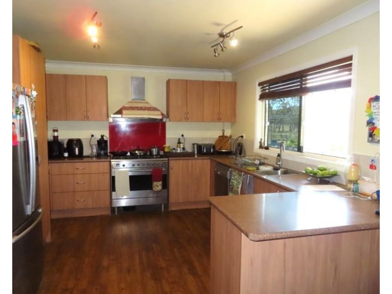 98 McKechnie Road, Stanthorpe QLD 4380