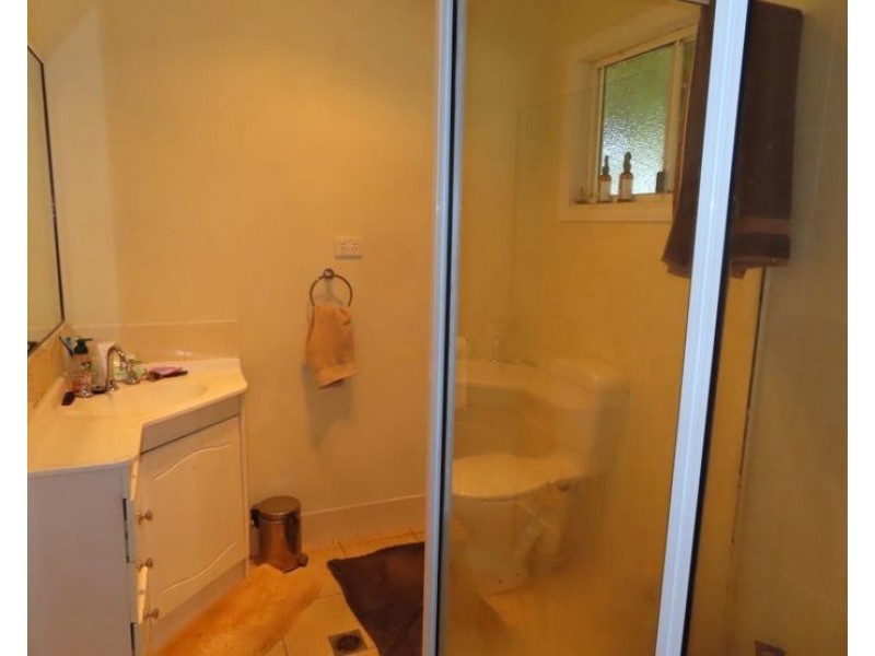 98 McKechnie Road, Stanthorpe QLD 4380