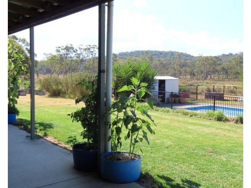 98 McKechnie Road, Stanthorpe QLD 4380