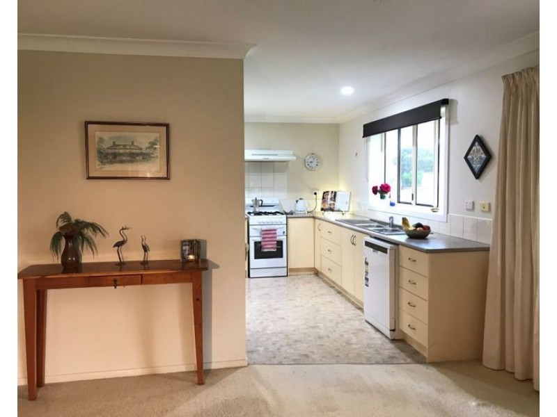 98 McKechnie Road, Stanthorpe QLD 4380