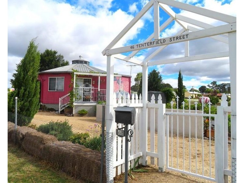 46 Tenterfield Street, Wallangarra QLD 4383