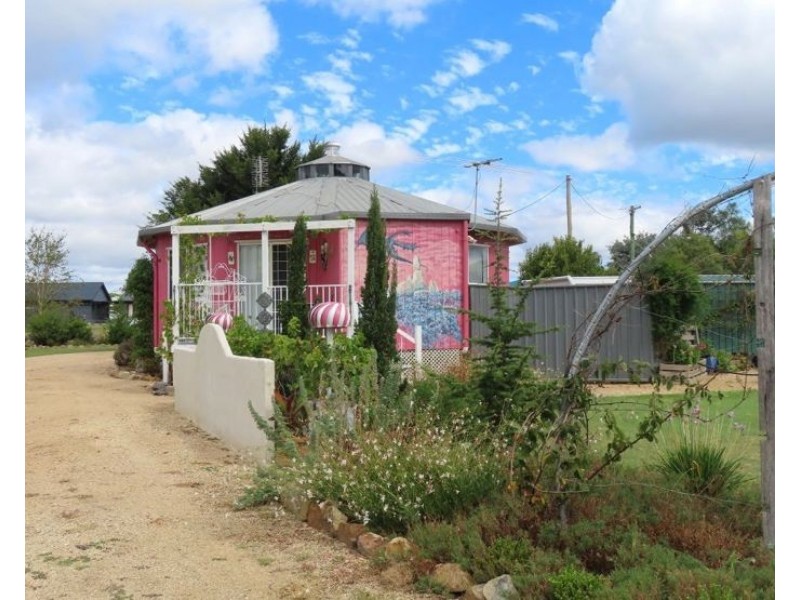 46 Tenterfield Street, Wallangarra QLD 4383