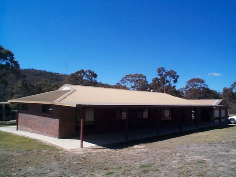 32 Roberts Road, Stanthorpe QLD 4380