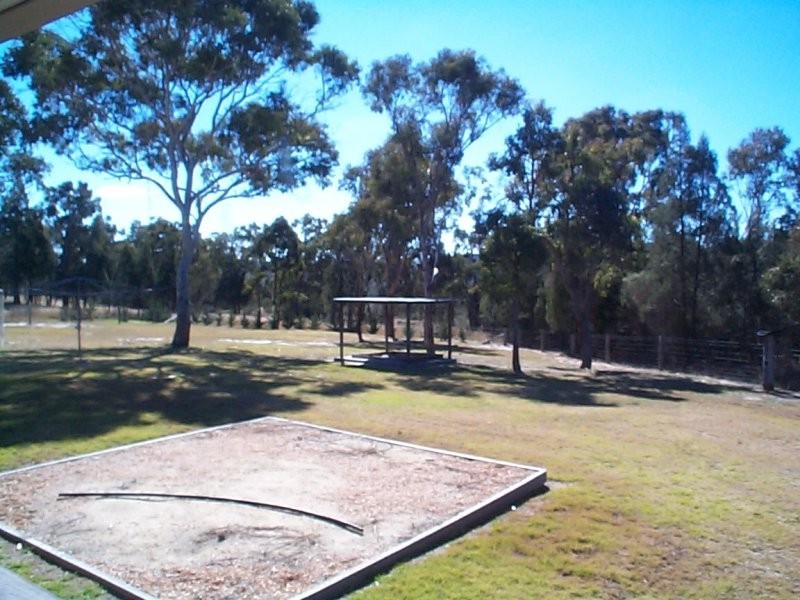 32 Roberts Road, Stanthorpe QLD 4380