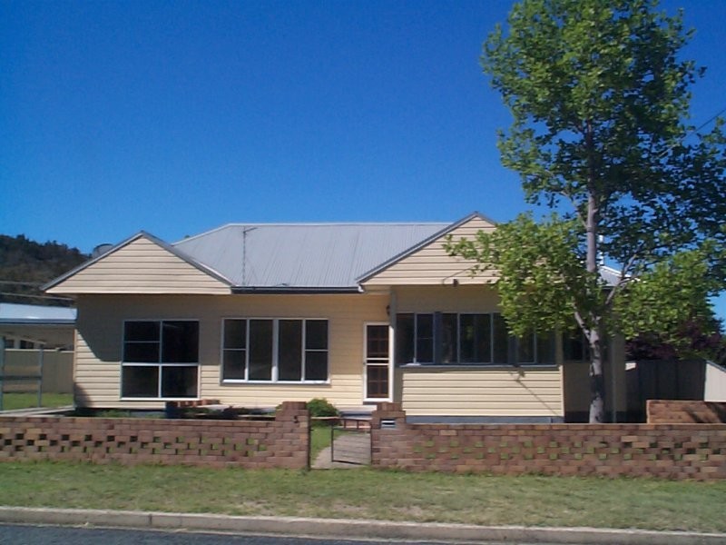 5 Rich Street, Stanthorpe QLD 4380